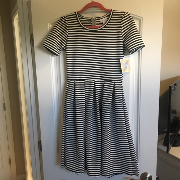 LuLaRoe Dresses & Skirts - LuLaRoe Amelia